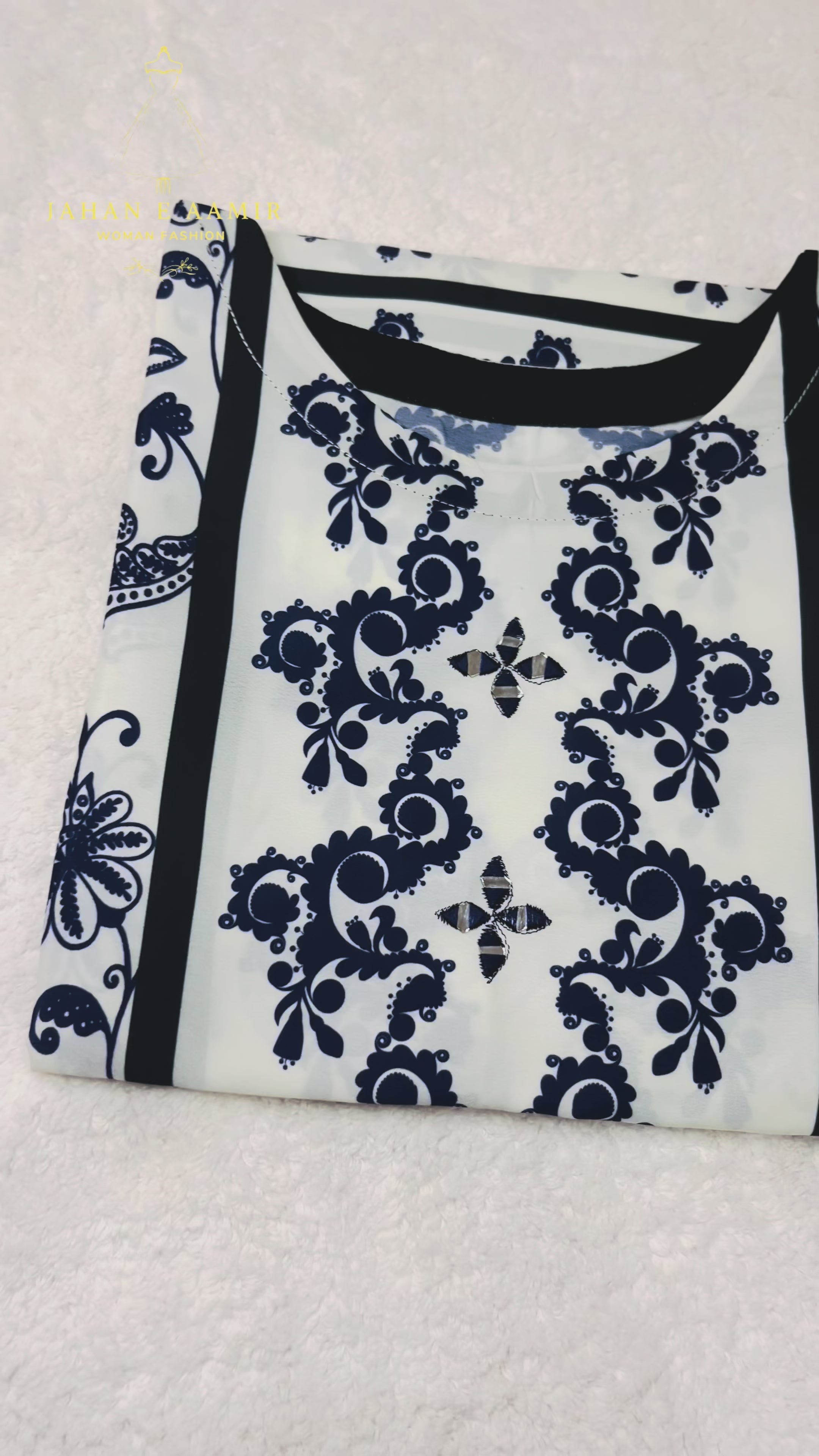 Elegant 3-Piece Silk Suit with Printed Dupatta & Trouser